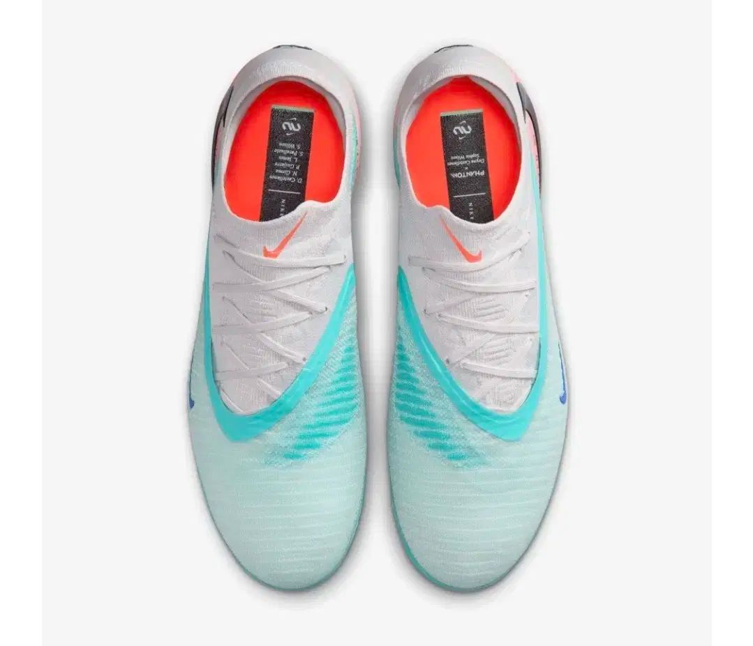 ナイキ FANTOM 6 ロー エリート FG 04300