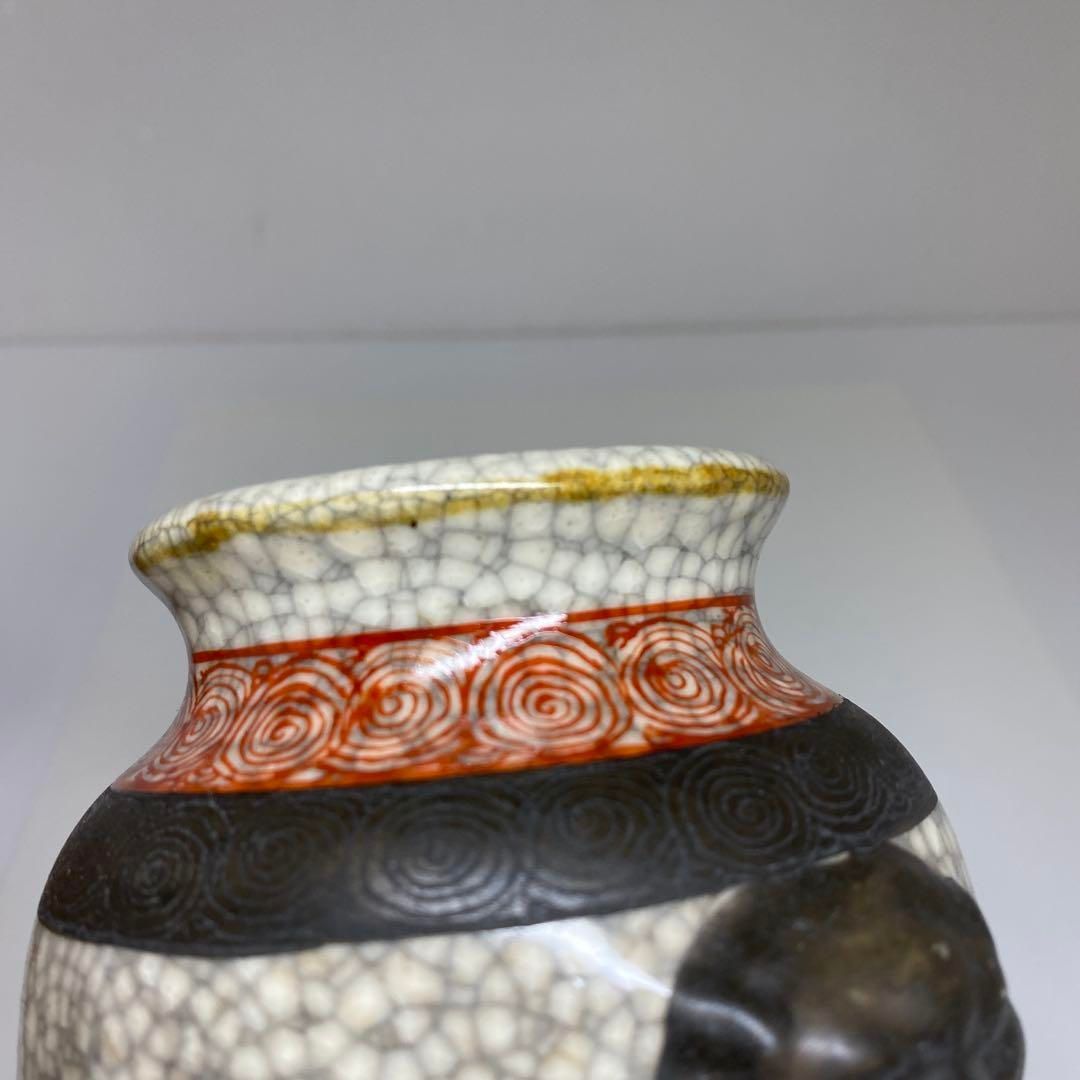 中国清時代　色絵武者絵花瓶　木箱付　高さ23㎝　東Y7-0121② 中国清時代 色絵武者絵花瓶 木箱付 高さ23㎝ 東Y7-