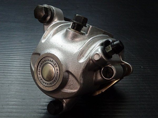 分解洗浄済 ♪ ハーレー スポーツスター XL1200C 純正 リアブレーキキャリパー ♪ E6862