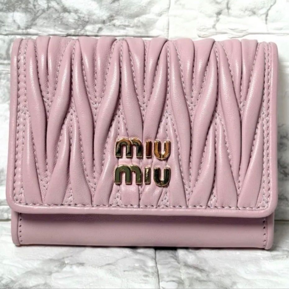 ミュウミュウ miumiu 名刺入れ マテラッセ カードケース コインケース