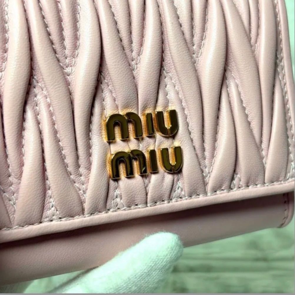 miumiu 名刺入れ 楽天市場】ミュウミュウ （MIUMIU） ヴィッテロダイノ エンベロープ