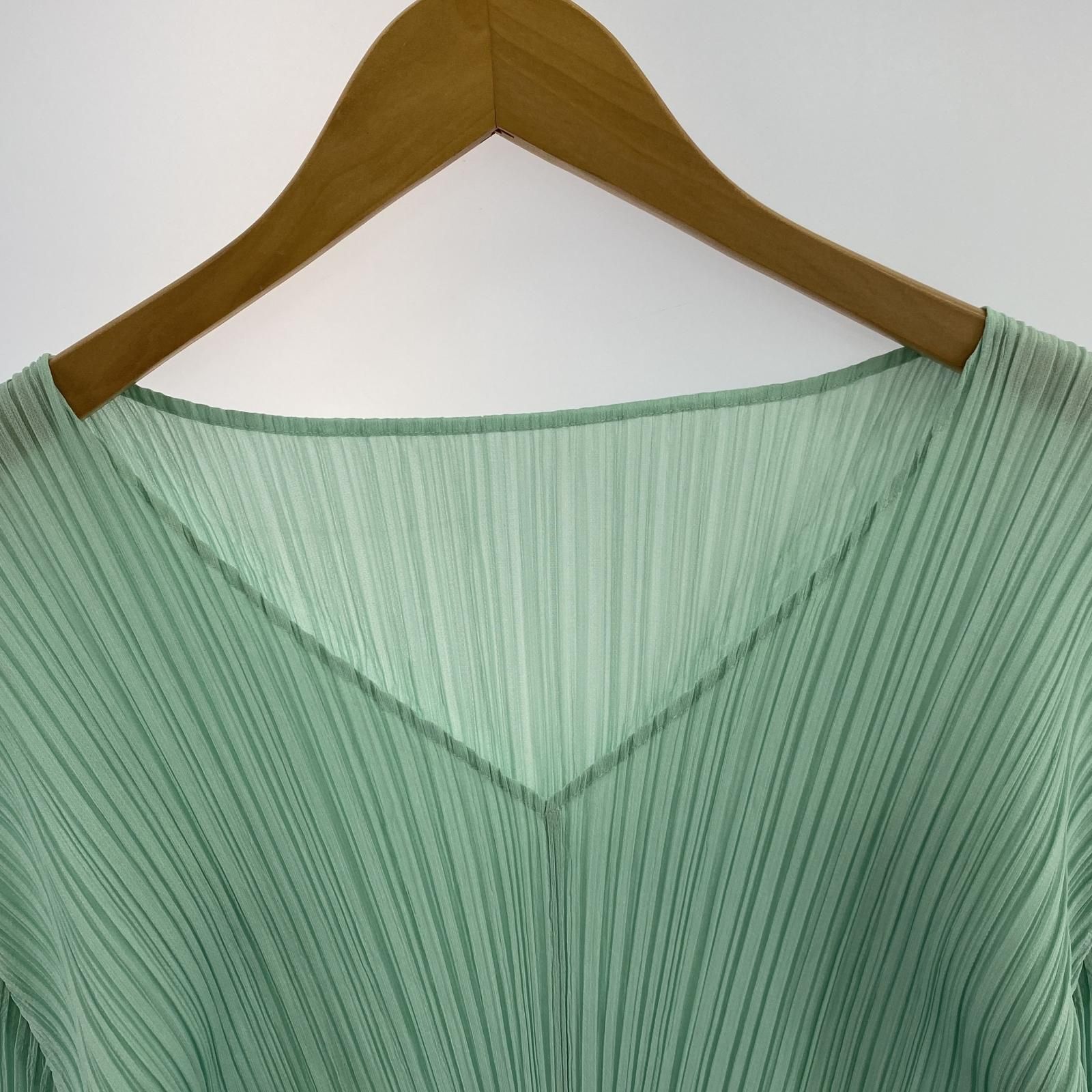 PLEATS PLEASE プリーツプリーズ Vネックプリーツ長袖Ｔシャツ size 3 ブルー系