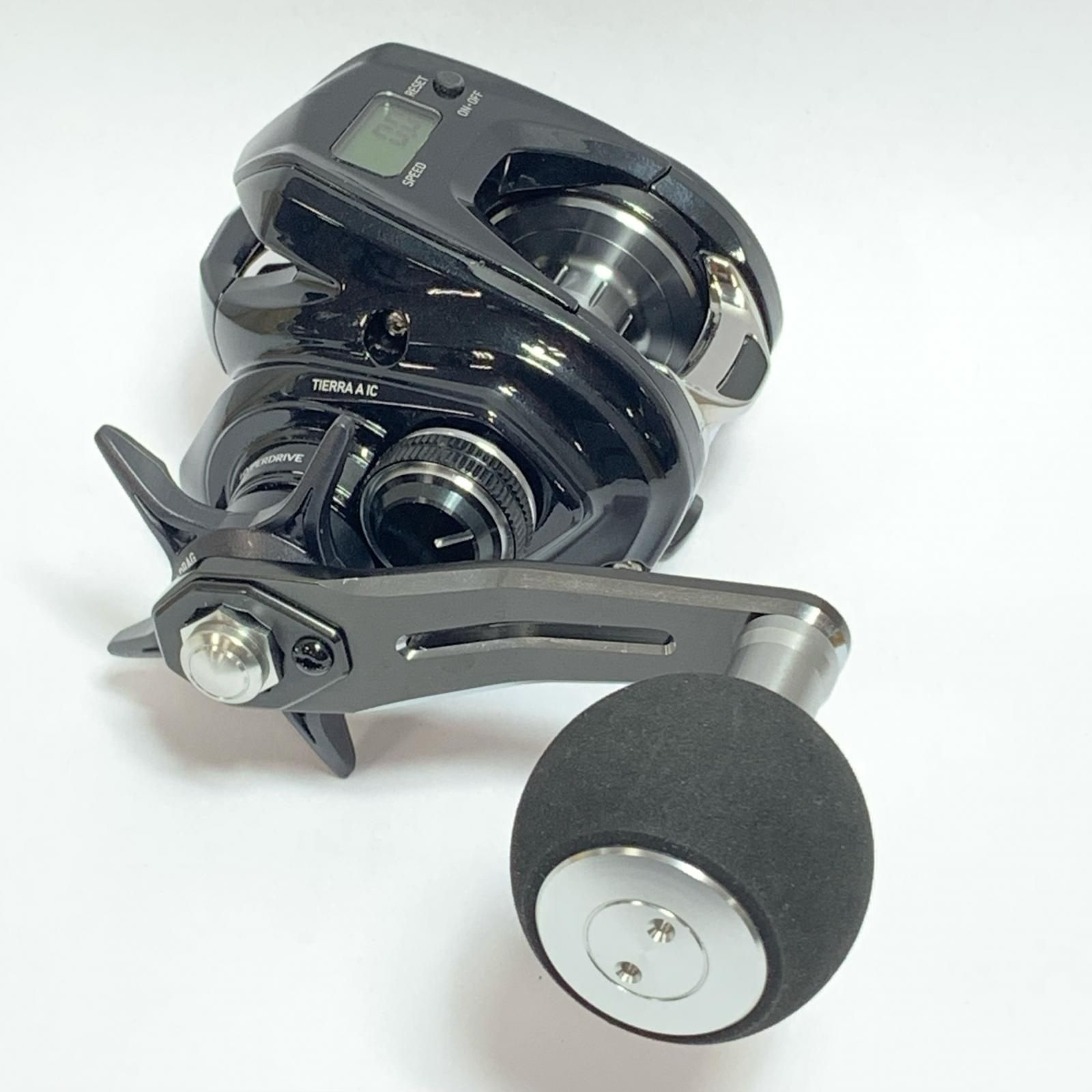 DAIWA ダイワ 21ティエラ 両軸リール