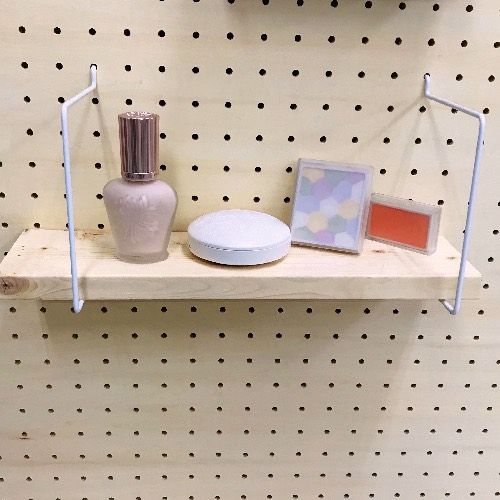 メーカー直送 有孔ボード シェルフスルー 白 ホワイト 100mm板用 棚奥行 1個 1棚に2個必要 20個 まとめ買い徳用