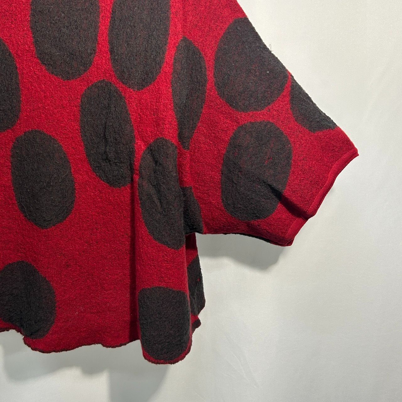 レッド系 ニット