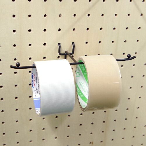 メーカー直送 有孔ボードテープディスプレーフックL P25 黒 20個 まとめ買い徳用 ペグ ペグボード PEG 孔あきボード 孔板 穴板 穴開