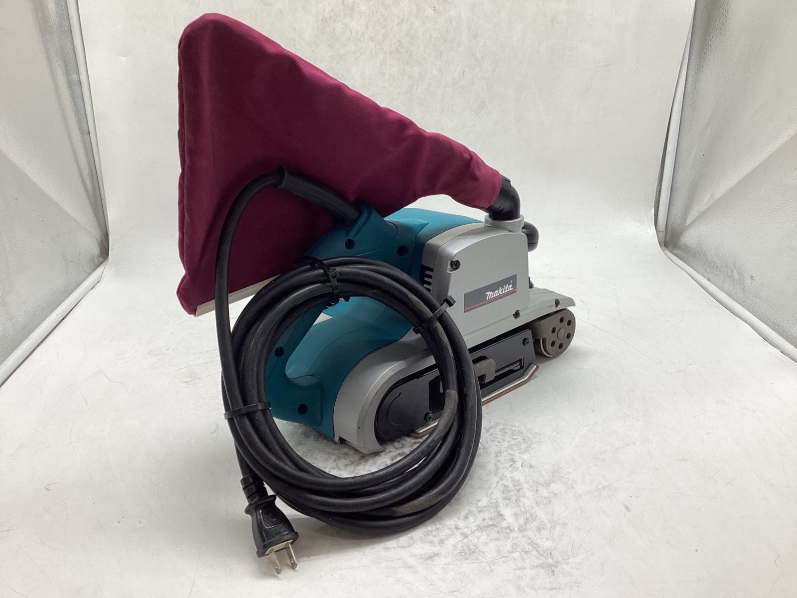 品 Makita|マキタ ベルトサンダ 吸じん装置付 100mm 9403 ITM0GOSLKK5C エコツール豊田インター店 M02