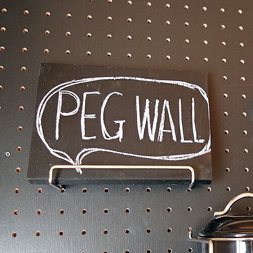 メーカー直送 有孔ボード BOOKスタンド 20個 まとめ買い徳用 25 30ピッチ兼用 ペグ ペグボード PEG 孔あきボード 孔板 穴板 穴開