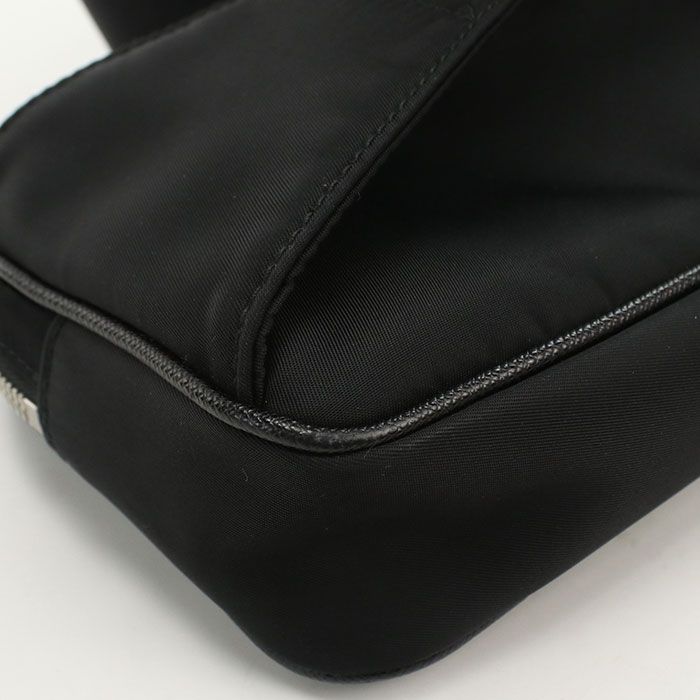 ナイロン メンズ