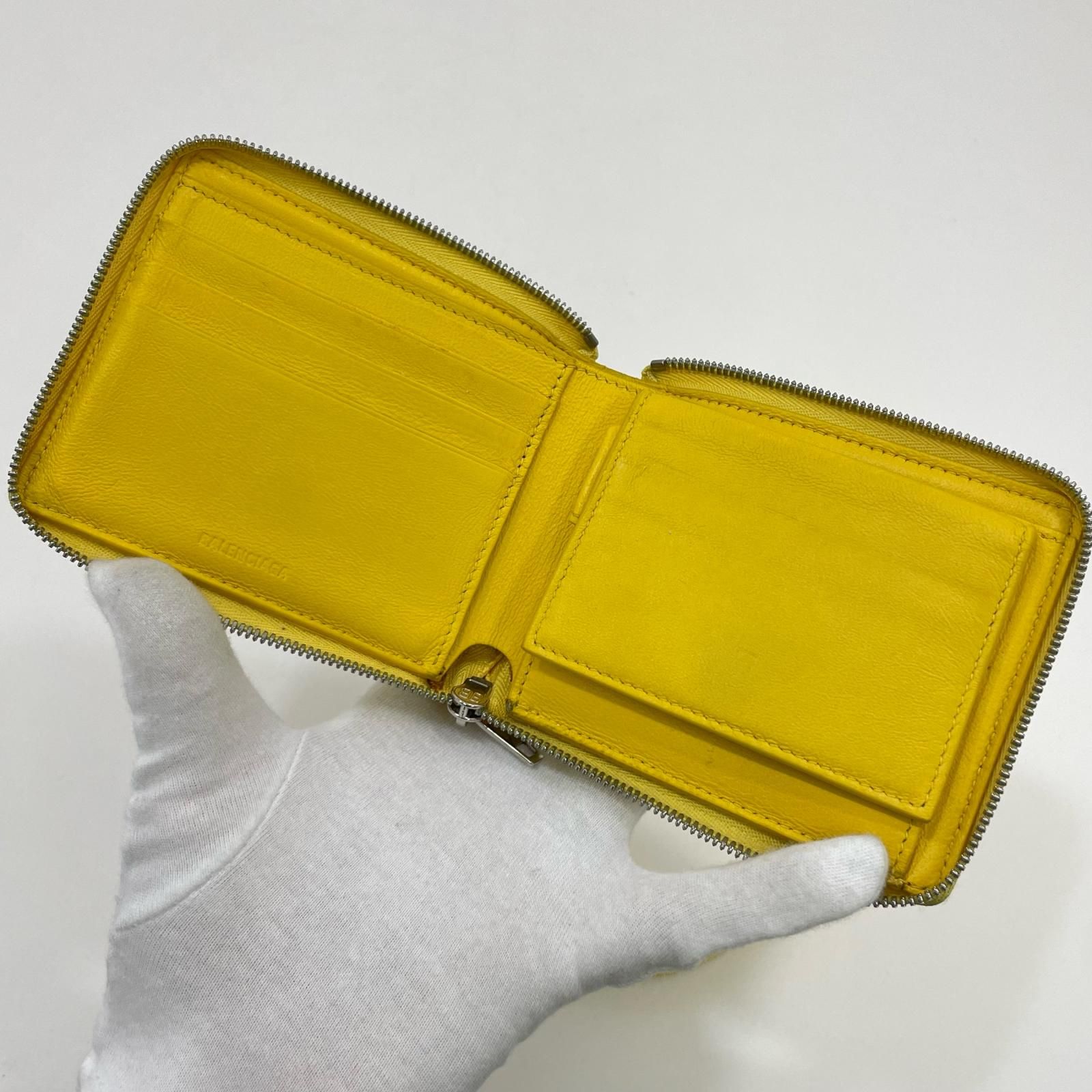 ストラップウォレット