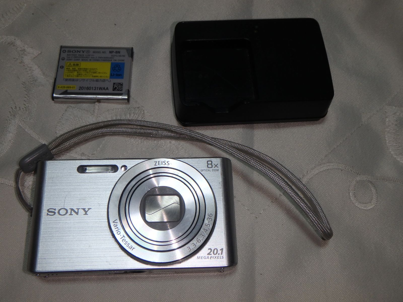 動作品 SONY Cyber-shot DSC-W830 デジタルカメラ