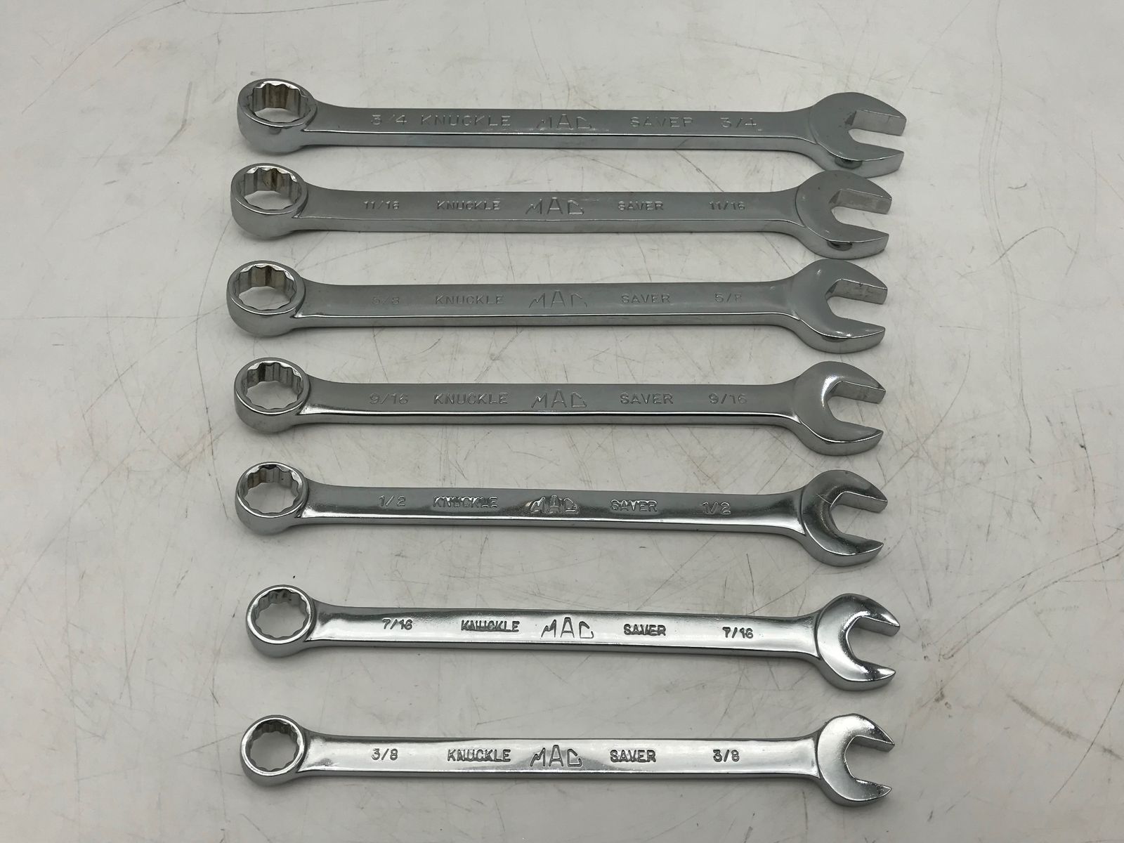 品 〇MACTOOLS|マックツールズ KNUCKLE SAVER コンビネーションレンチ 7本セット ITAM7IEV9N8G エコツール小牧ｲﾝﾀｰ店 M02