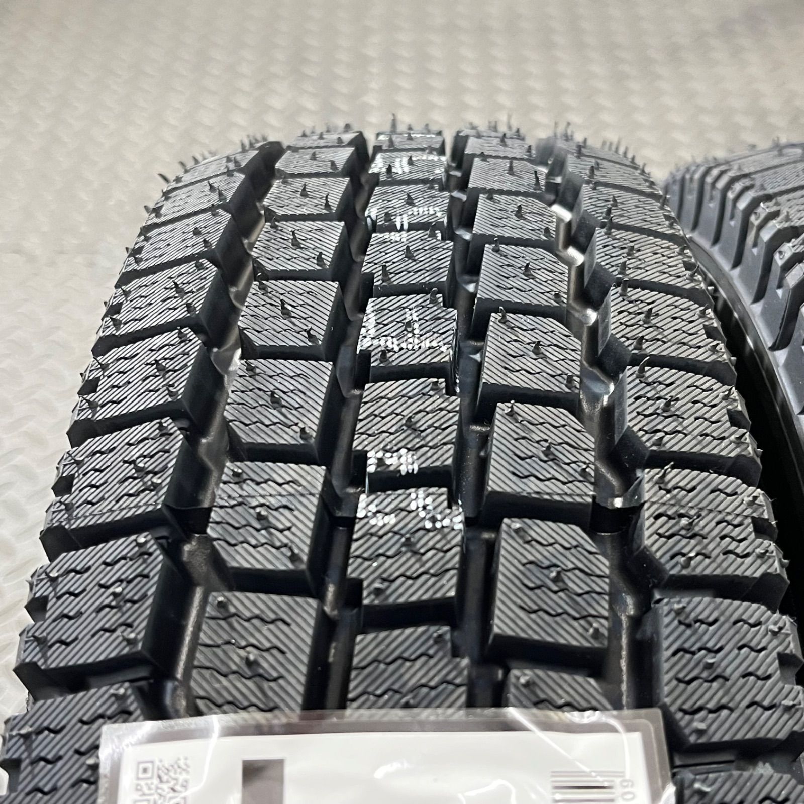 25年製 新品タイヤ 145/80R12 80/78N LT ヨコハマ SY01V ホンダ 