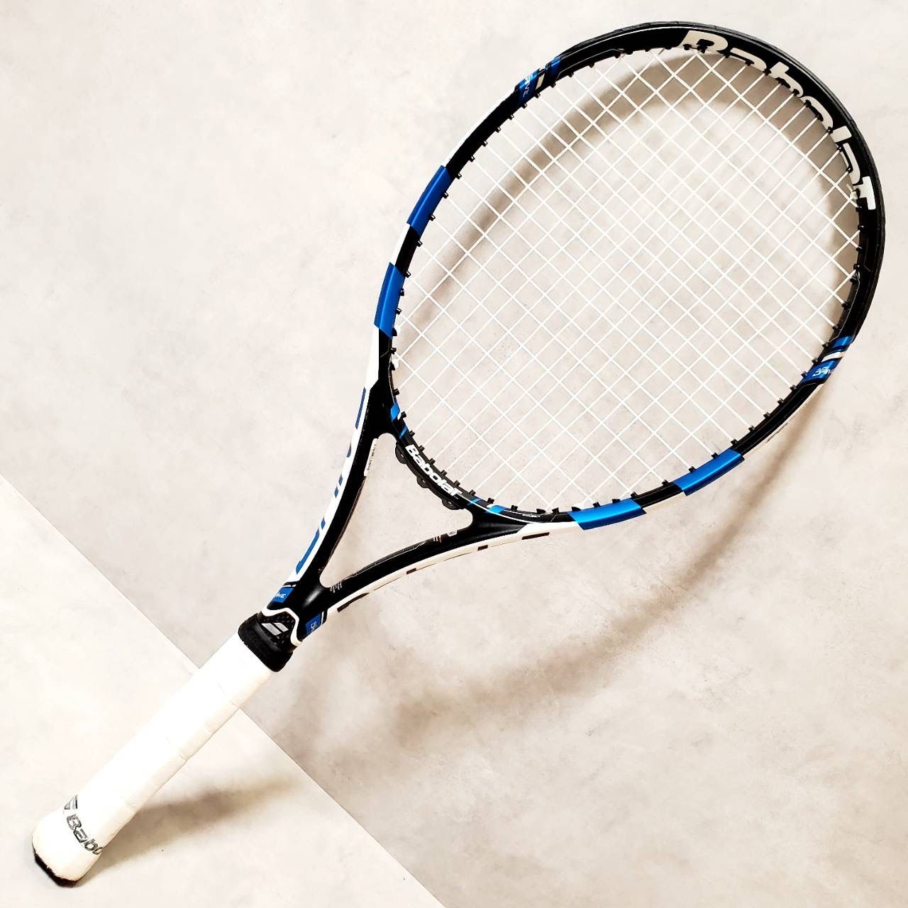 本物大特価提供！ Babolat バボラ ピュアドライブ 2015年モデル G3 硬式テニスラケット 人気モデル 高反発 軽量 スピン性能良好 部活 練習 試合用 ラッキー
