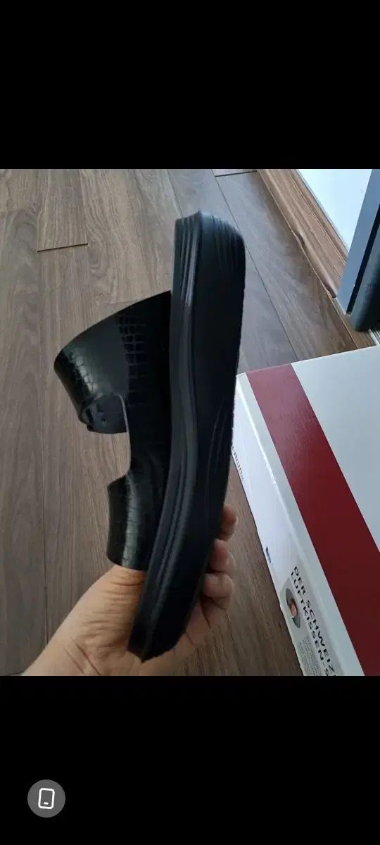 ブラック サンダル