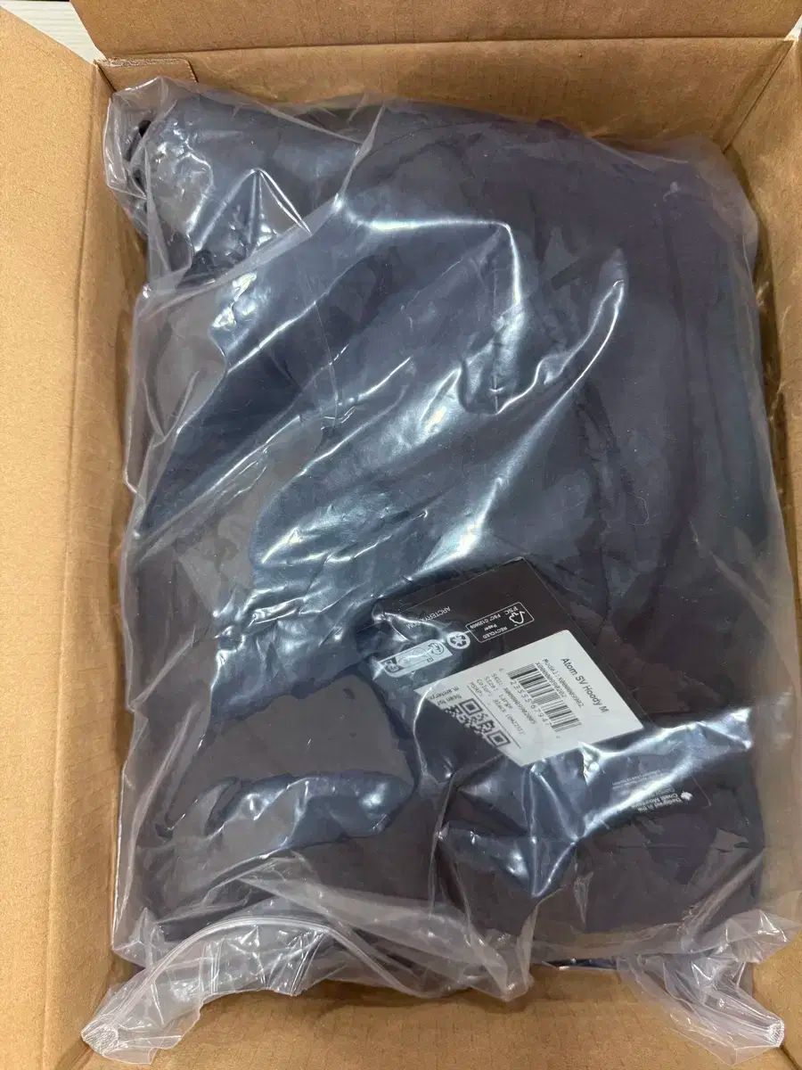 全品本物! ARC TERYX アークテリクス Atom アトム sv large ラージ