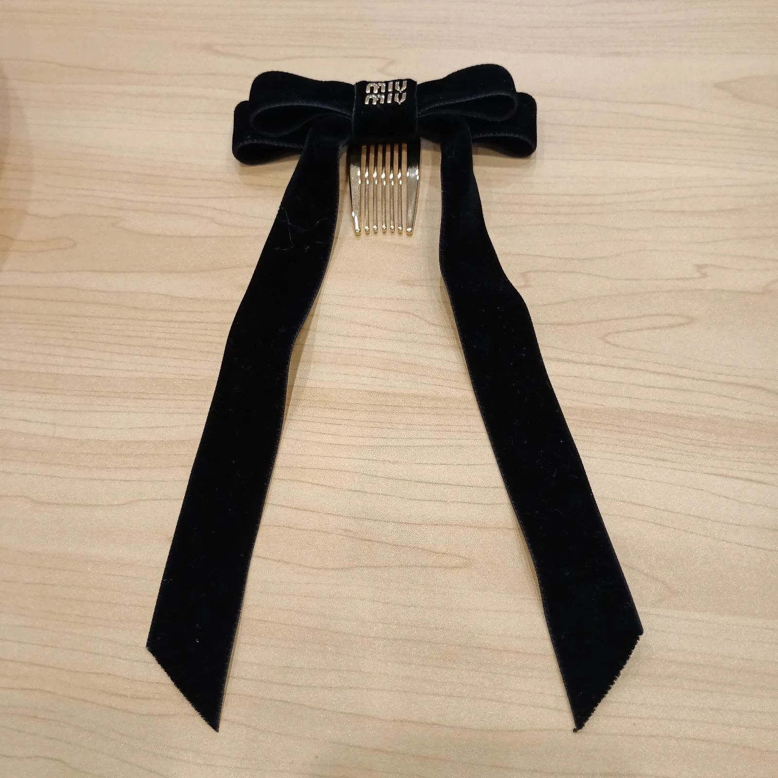 MIU ミュウミュウ