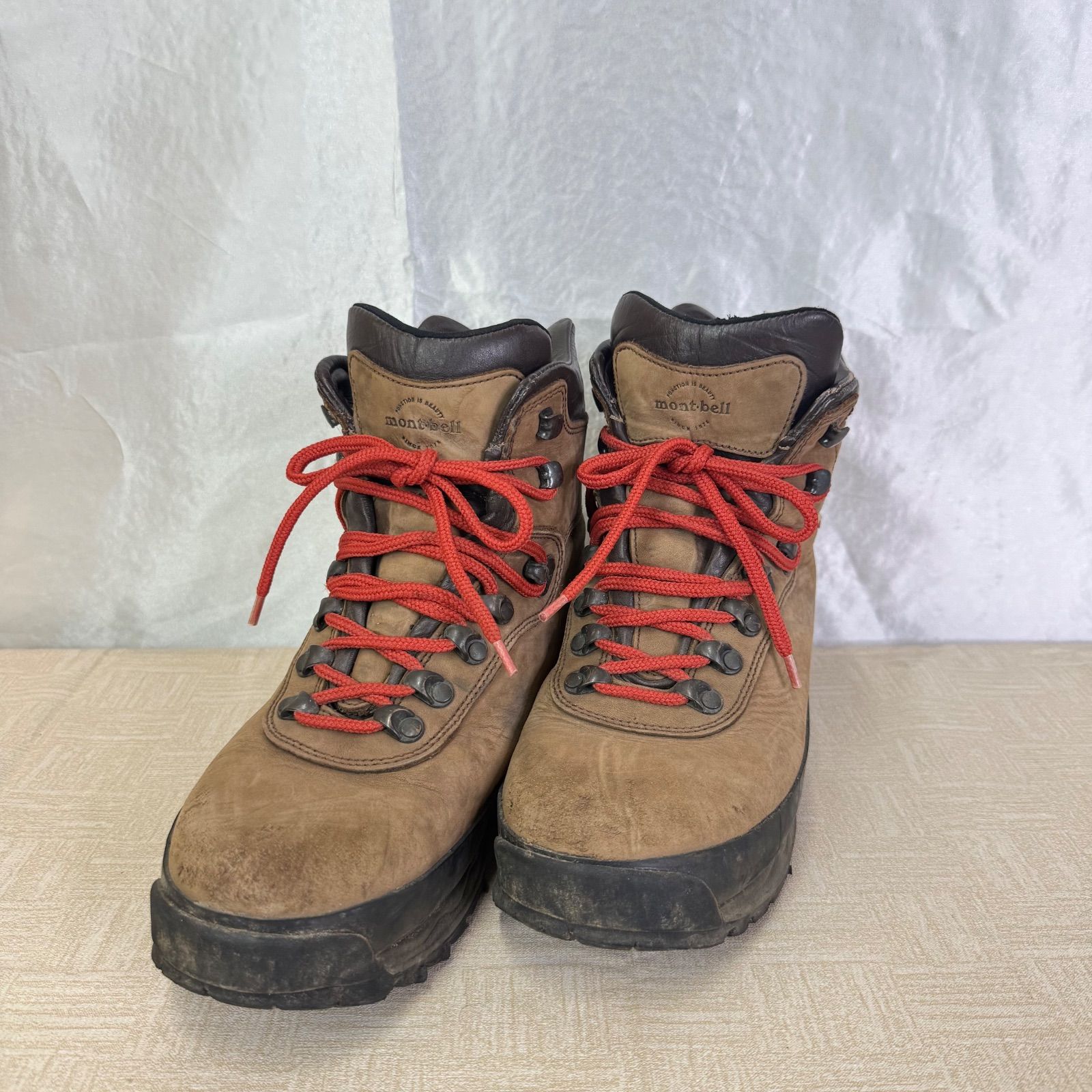 mont bell モンベル Out Dry トレッキングブーツ 26.5cm 登山靴 - メルカリ