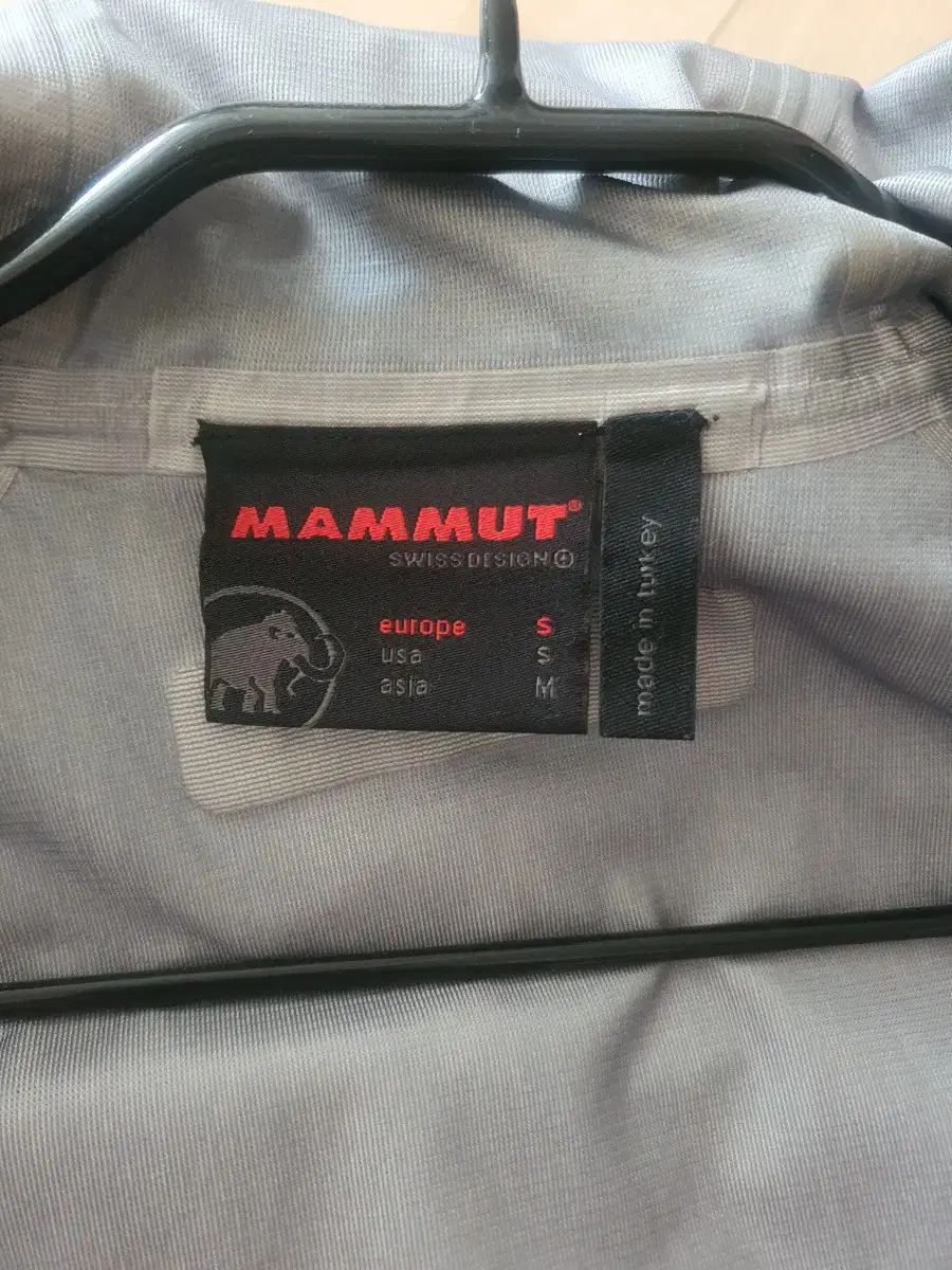 マムート ゴアテックス ジャケット