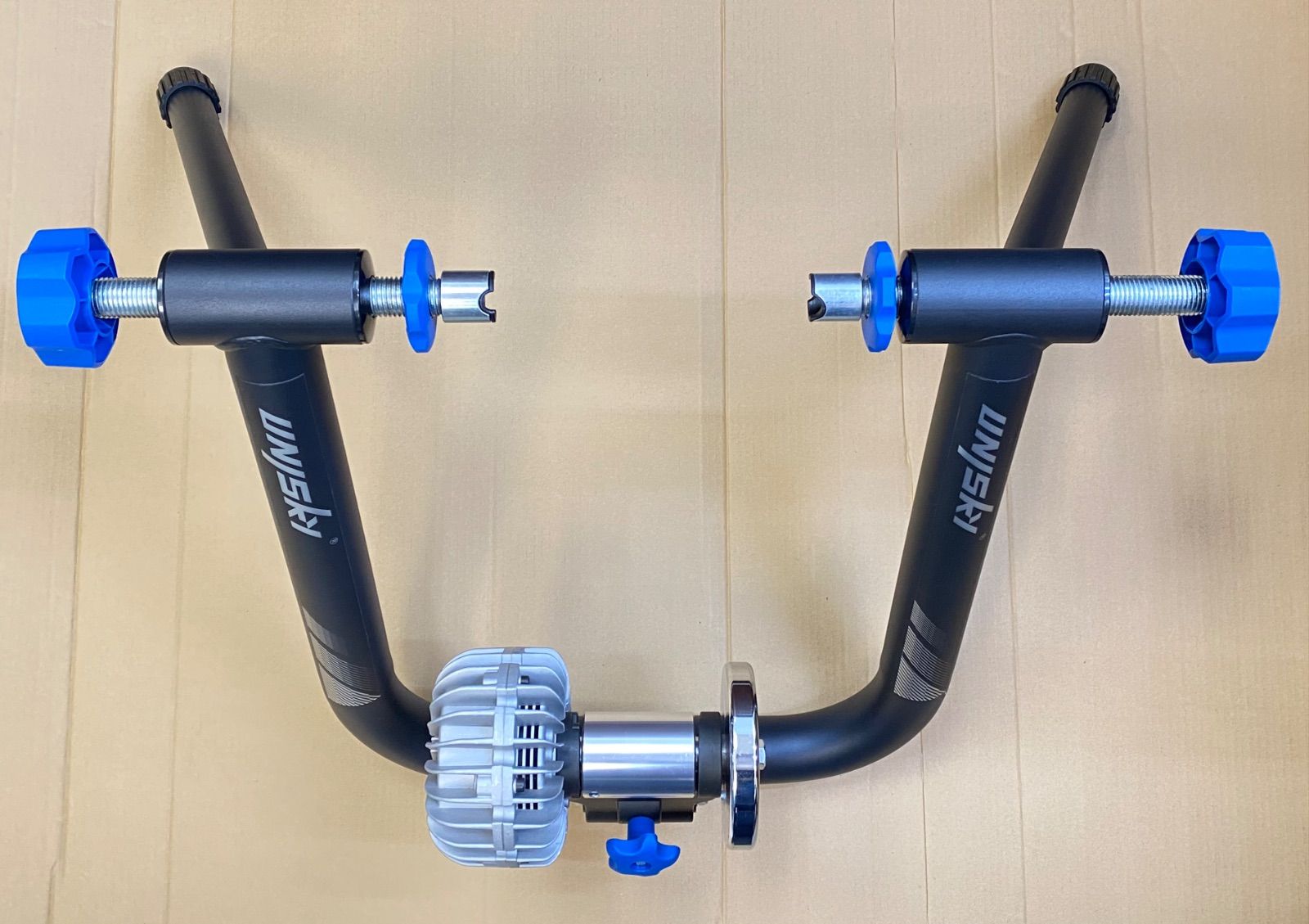 Unisky 流体バイクトレーナースタンド