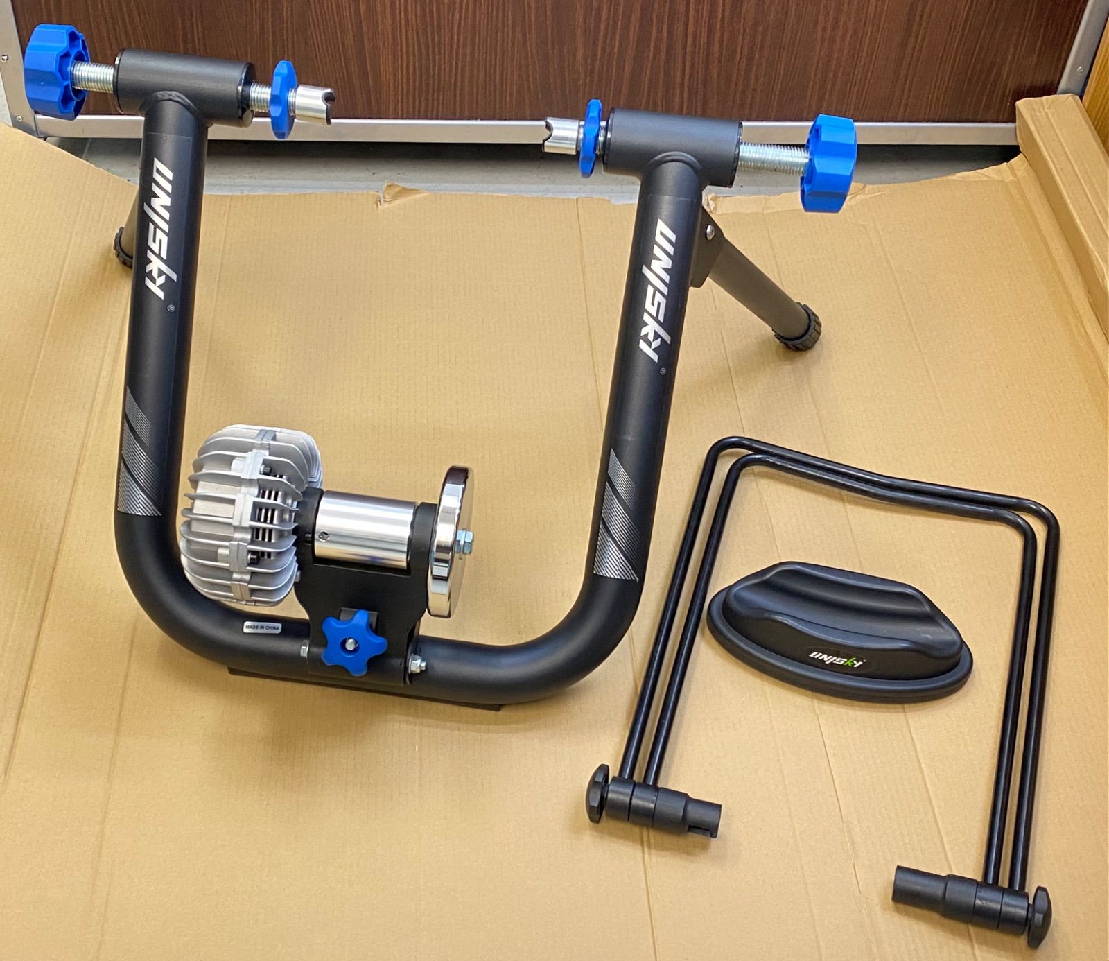 Unisky 流体バイクトレーナースタンド 自転車エクササイズスタンド 26-29インチ 700Cホイール対応