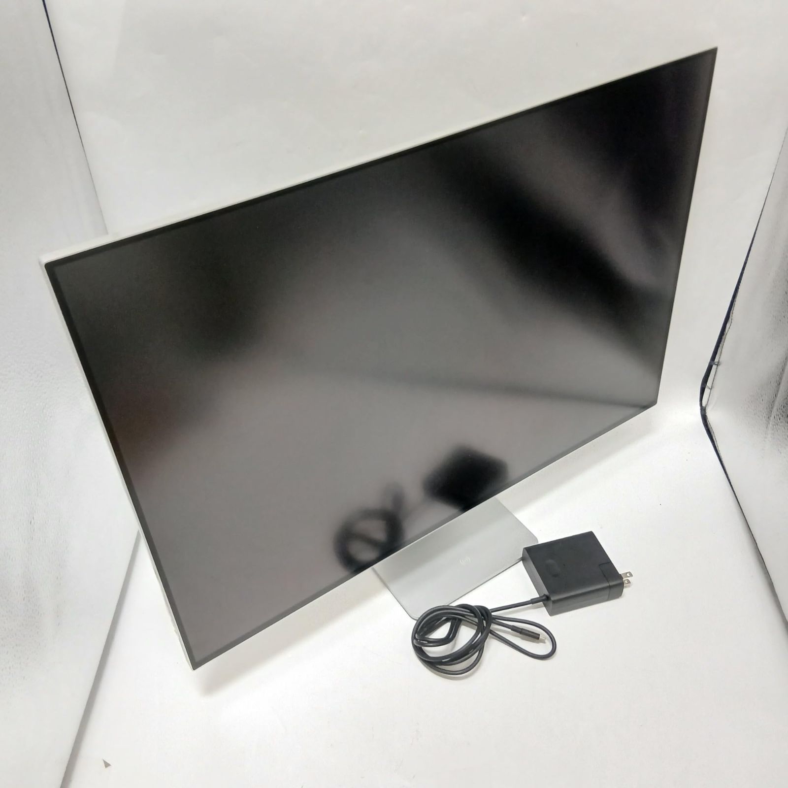 No.4017 HUAWEI MateView 28.2インチ 4K ウルトラHD モニター ワイヤレス IPS液晶 視野角178° 非光沢 HDR400 タッチ式OSD ミスティックシルバー