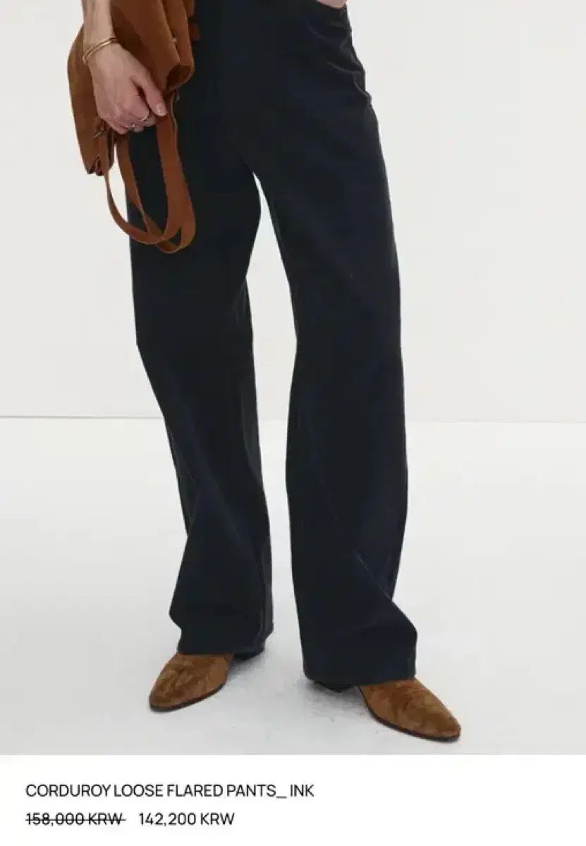 トニーウェック CORDUROY LOOSE FLARED PANTS_ INK