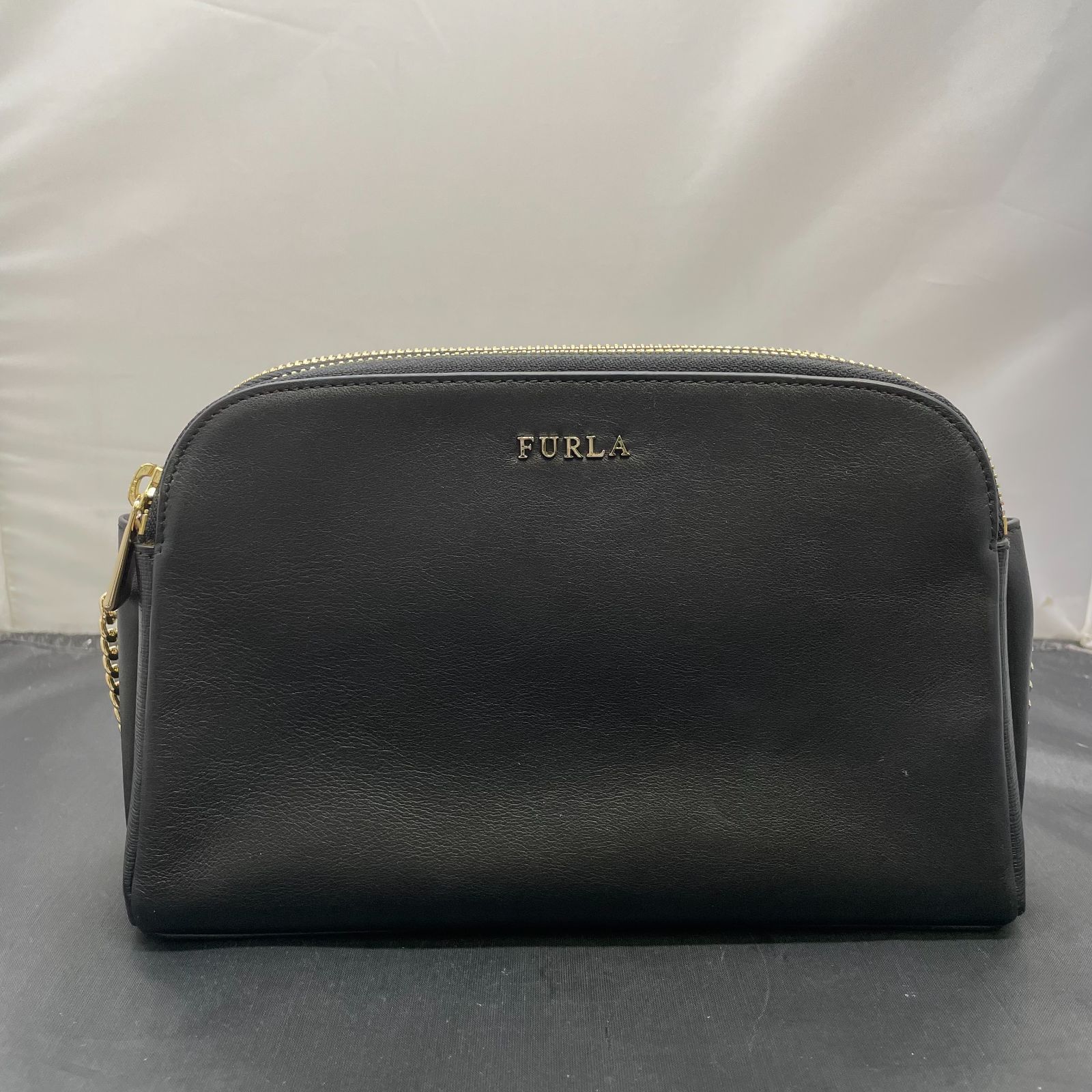 フルラ バッグ レザー 黒 小 B25100474