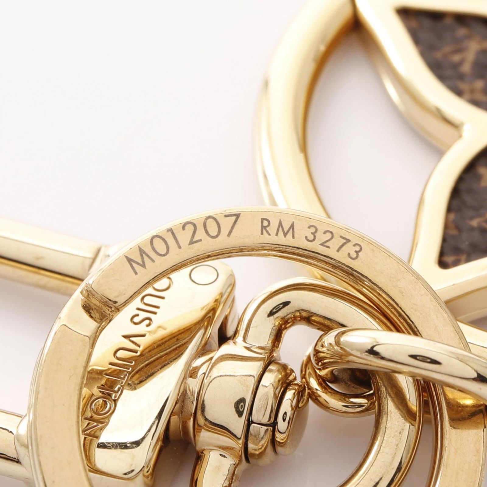 ルイ・ヴィトン LOUIS VUITTON チャーム LV トレジャード M01207