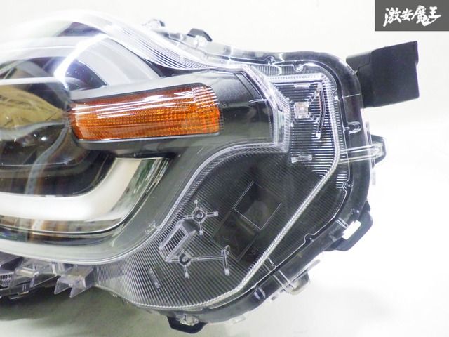 破損無し！トヨタ純正 MXPC10G シエンタ ヘッドライト ヘッドランプ