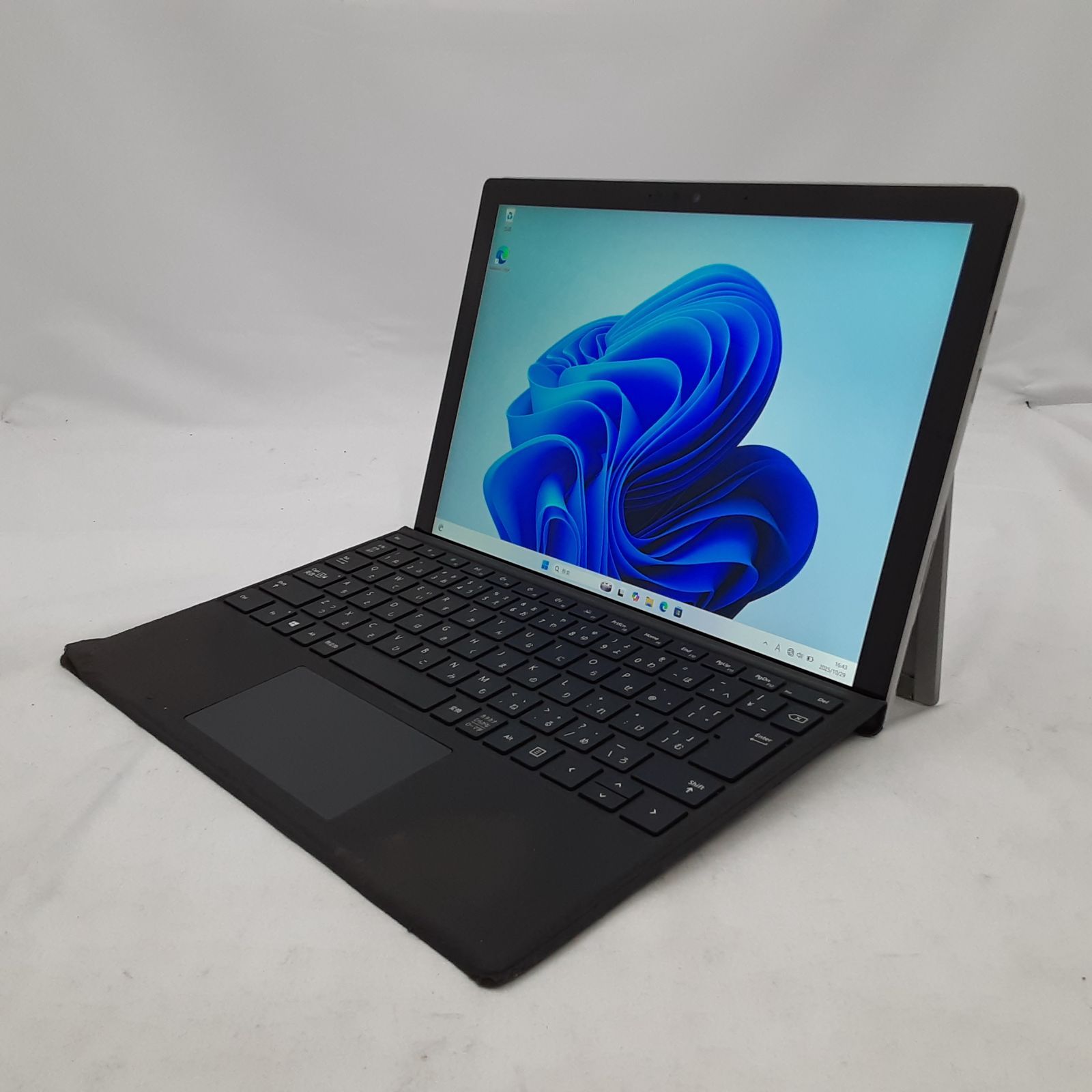 液晶キズあり Microsoft Surface Pro 7 Core i5 1035G4 16GB SSD 256GB NVMe 12.3インチ Windows 11 Pro タブレット RM577