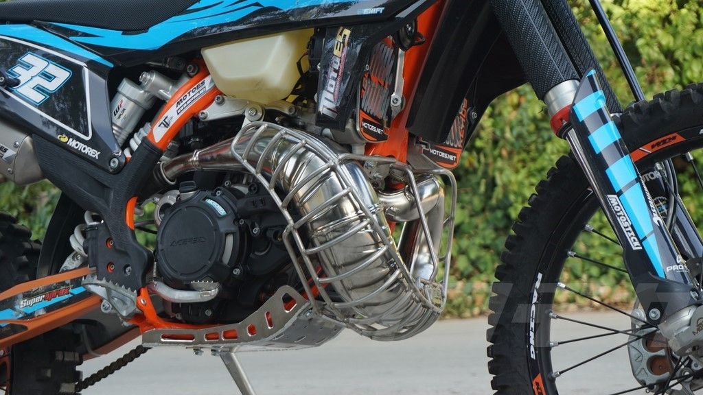 MOTOES チャンバーガード