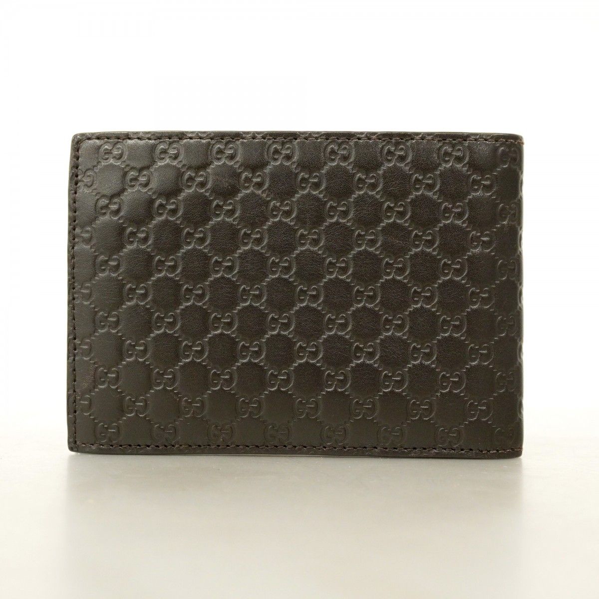 ダークブラウン