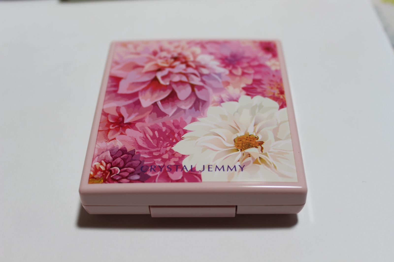ジェミーネフェルタリ リンクルホワイトプレストパウダー おしろい × 1箱 約9割程残っています × 1箱 & クリスタルジェミー クリームアイシャドウ&チーク 約9割程残っています ×1箱 計3点セット