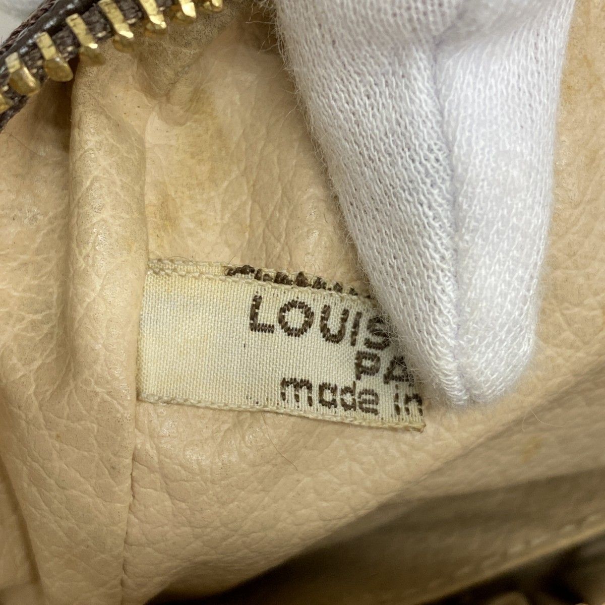 ポーチ モノグラム