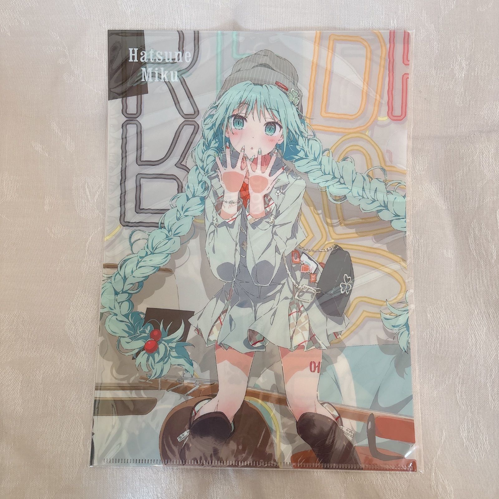 プロセカ ZOZOTOWN クリアファイル モモジャン 初音ミク - メルカリ