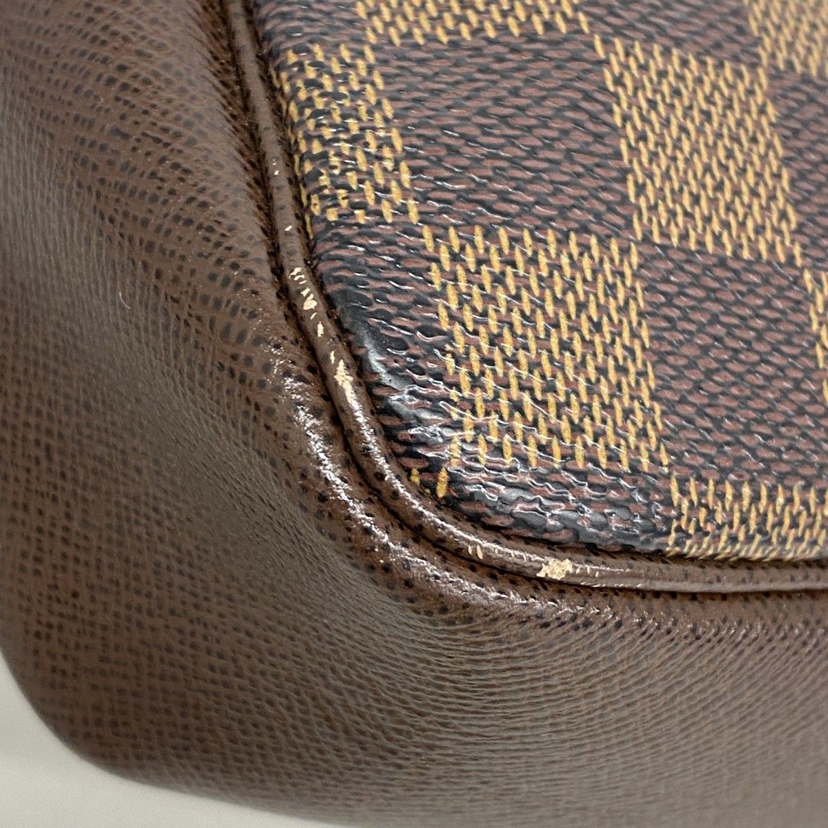 ダミエ トゥルースメイクアップ