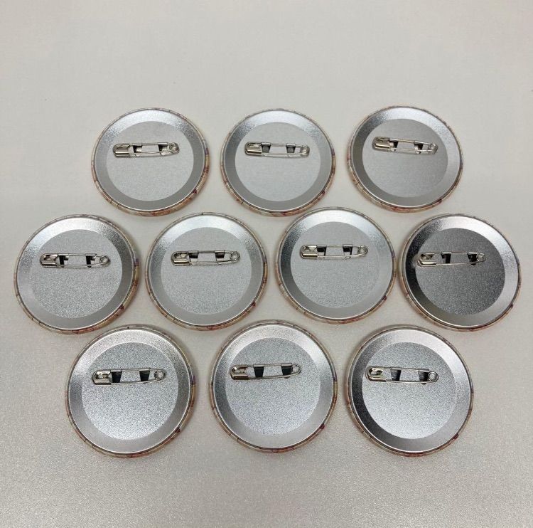 アイナナ 和泉三月 缶バッジ 10個セット 7周年 UR - メルカリ