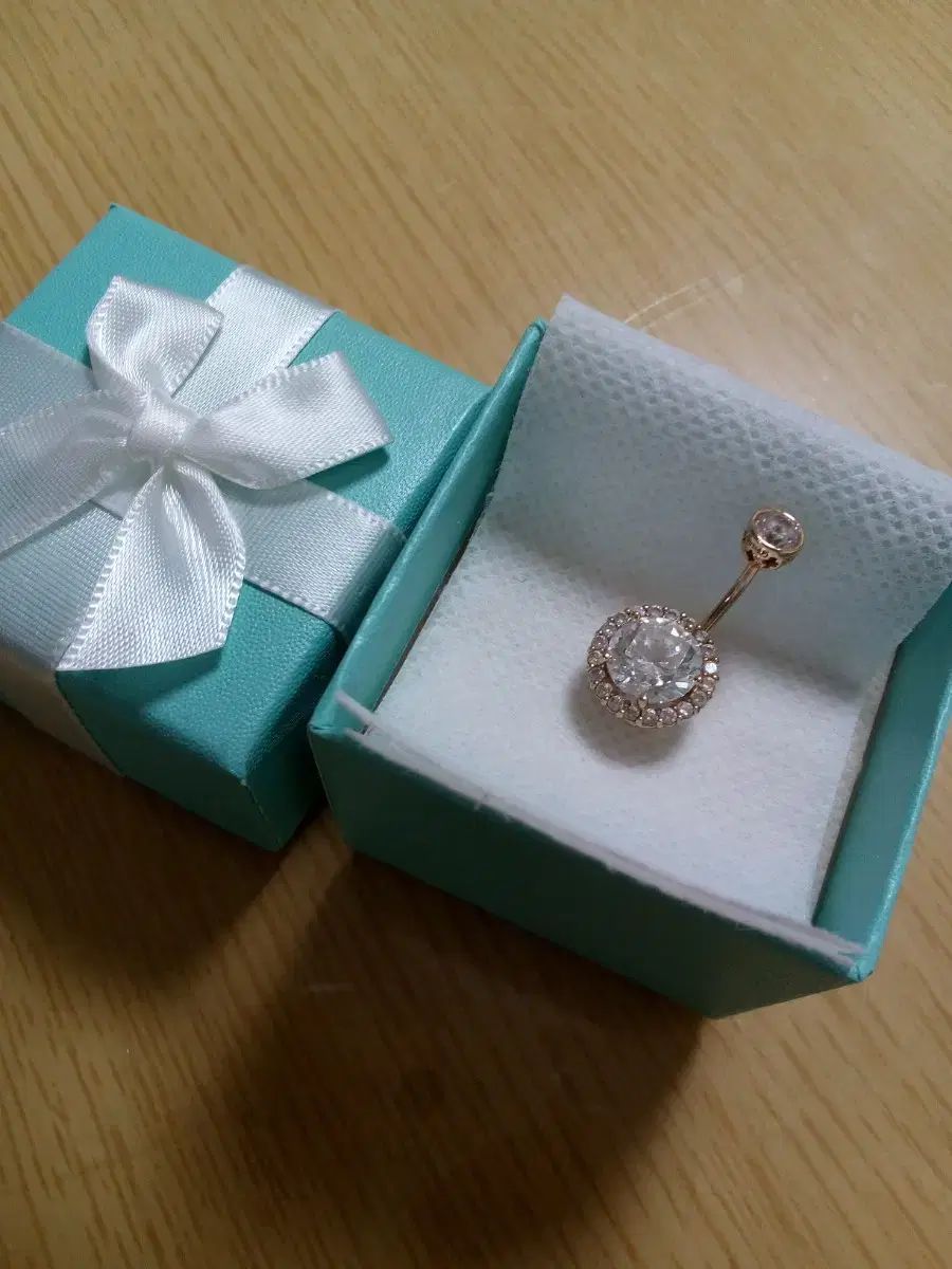 14K ローズゴールド キュービック 臍の ピアス