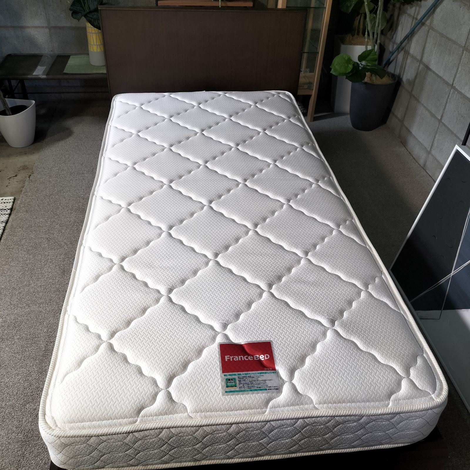 シングルベッド マットレス付き フランスベッド ブラウン モデルルーム 2076