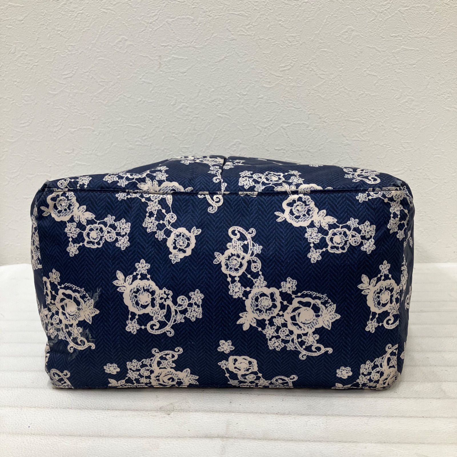 5516 LeSportsac レスポートサック トートバッグ ハンドバッグ