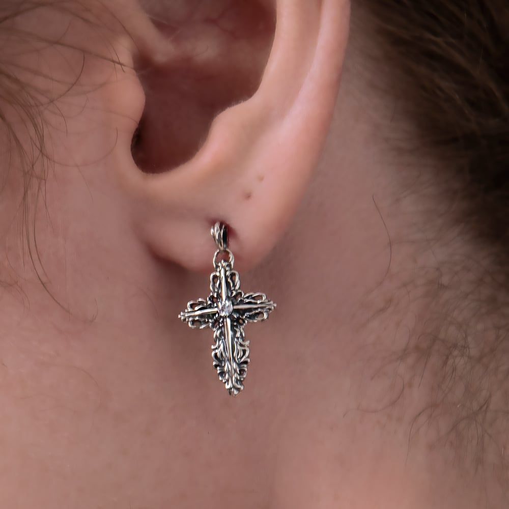 レイヤードクロスピアス アルテミスクラシック シルバー ジュエリーブランド