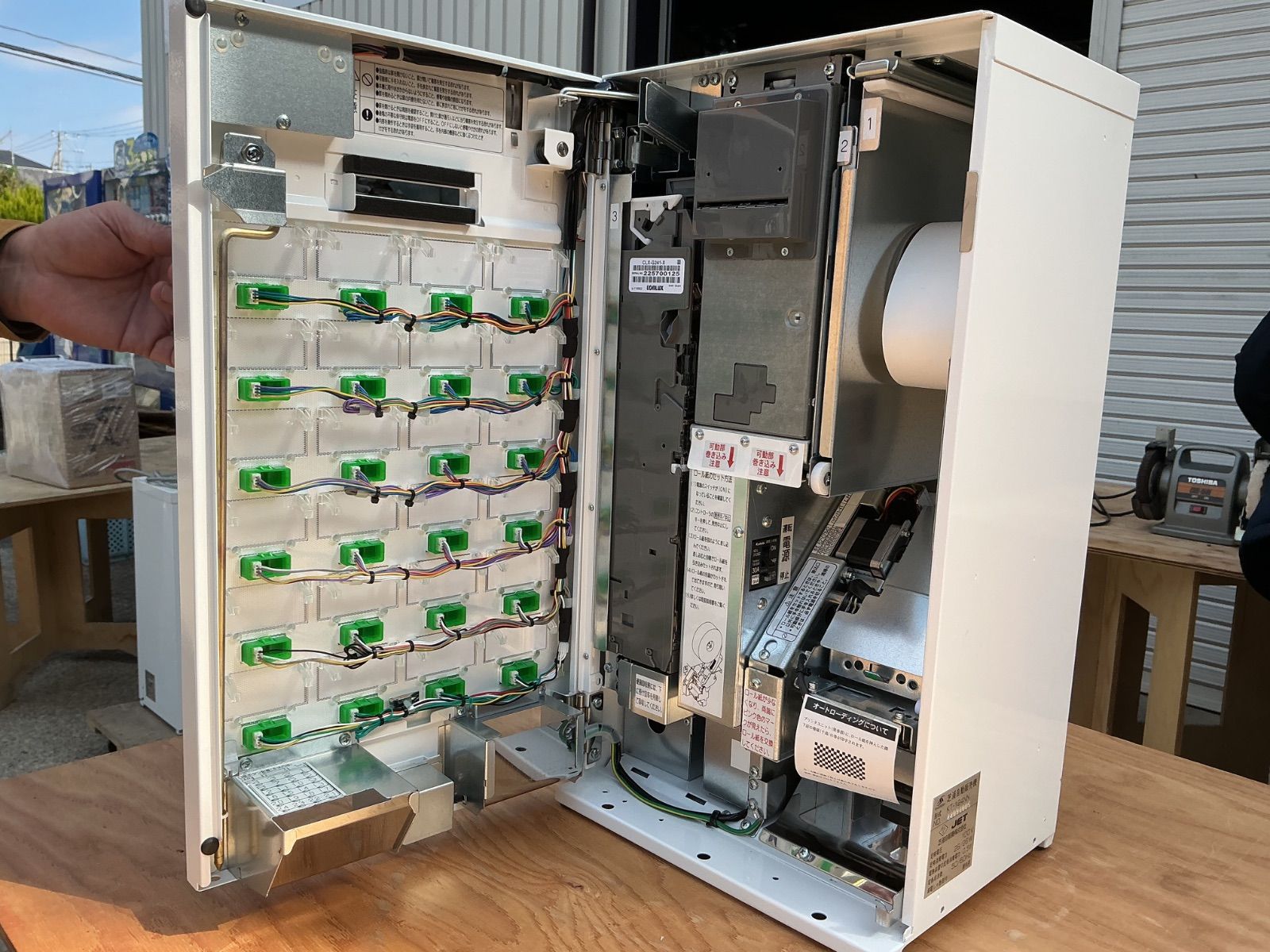 芝浦 KT-124NN 卓上小型券売機 新紙幣 新500円対応 インボイス対応領収書発行 平日のみ発送 値引交渉NG MARWIL-DEMENAGEMENTS_CH