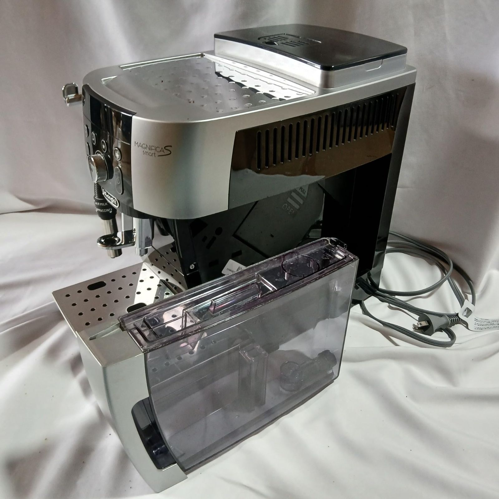 全自動コーヒーマシン マグニフィカS