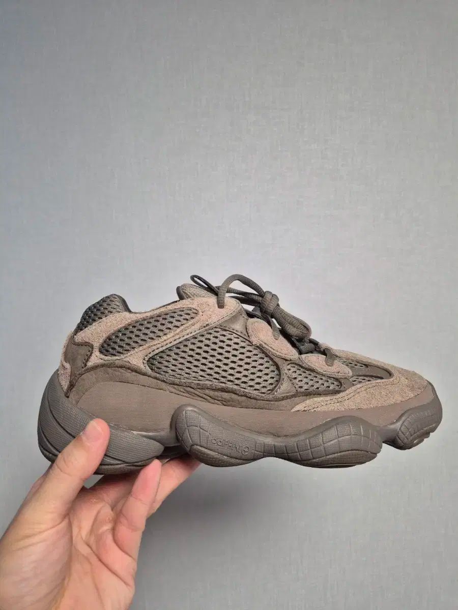 |265 adidas アディダス イージー 500 クレー ブラウン スポーツブラ