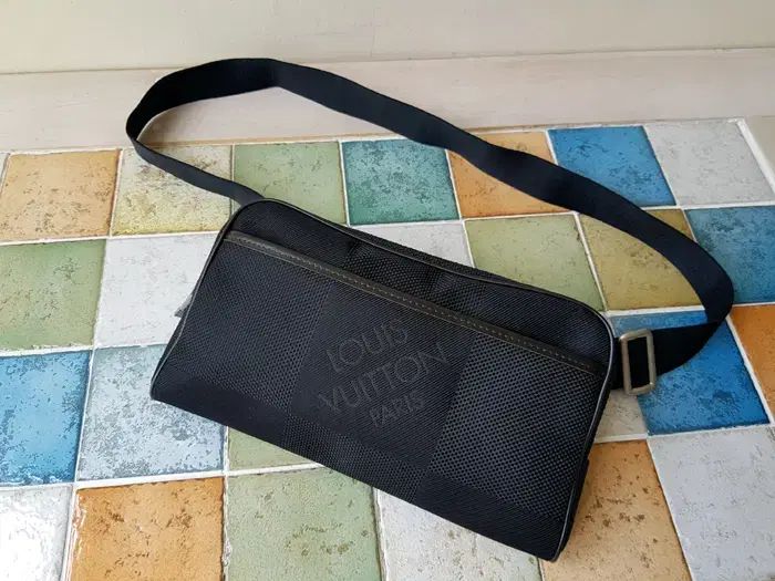 Louis Vuitton ルイヴィトン ジャン アークス ヒップバッグ クロスバック ゲンジ