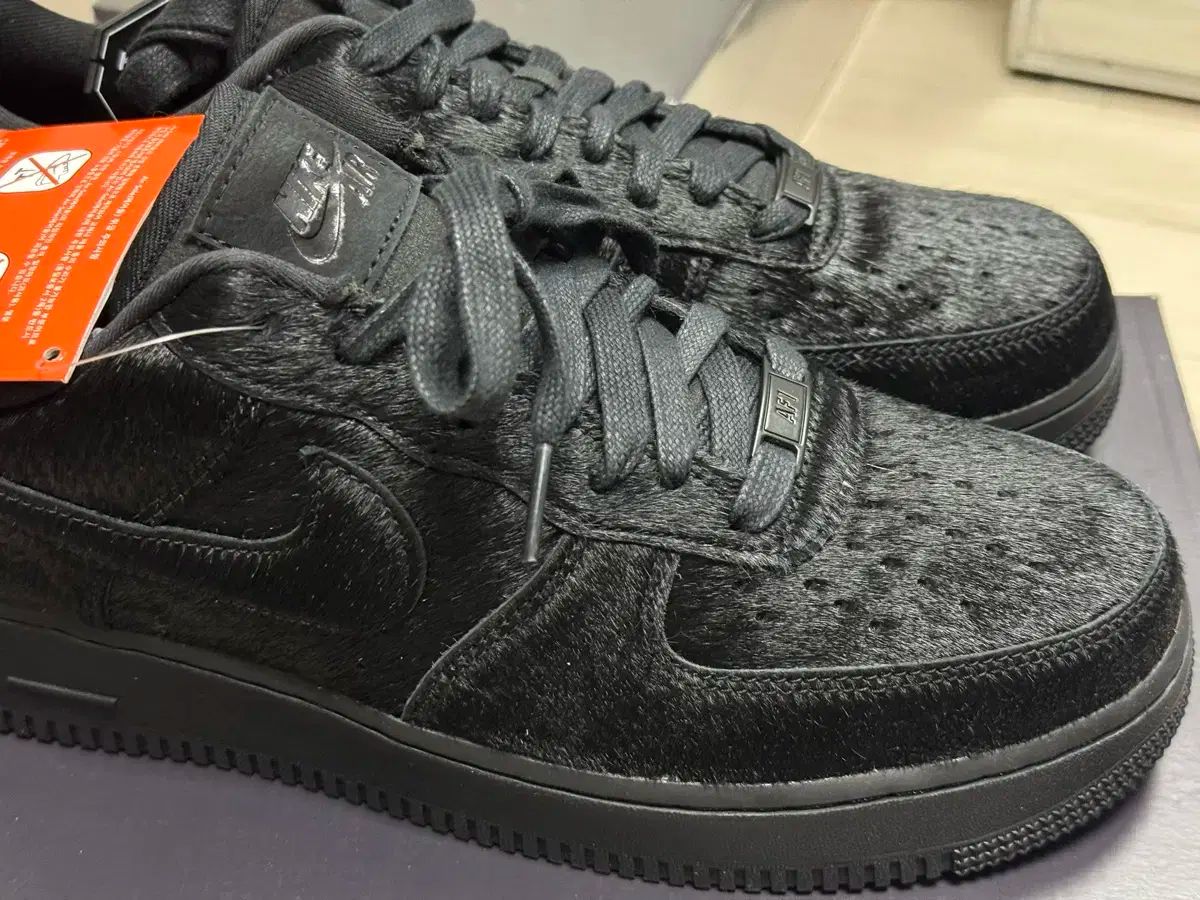 275| カーフレザー FORCE オールブラック - W NIKE エアフォース ブラック