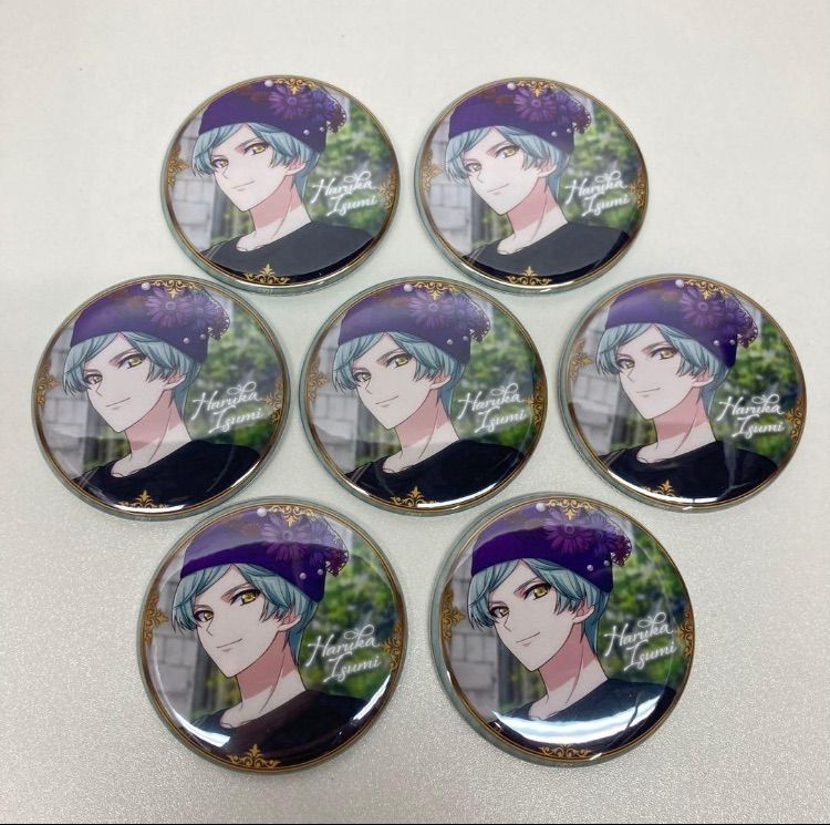 ①カレンダー 缶バッジ 亥清悠 81点 アイナナ 亥清悠 缶バッジ 7個セット 2024カレンダーver. - メルカリ