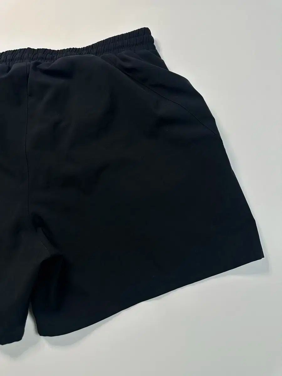  SALOMON サロモン ブラック ランニングショーツ ハーフパンツ ショートパンツ ハーフパンツ パンツ