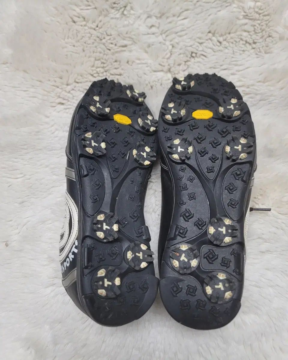 ゴルフシューズ ブラック